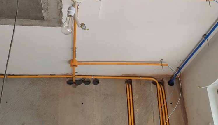 大华公园荟现代简约别墅装修实景工地