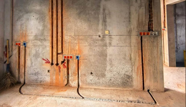 尚东国际名园欧式风格别墅装修实景工地