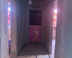 漓江山水花园水电阶段工地现场图-3
