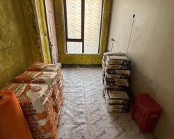 融信铂湾涂装阶段工地现场图-8