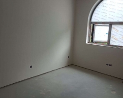 富力湾涂装阶段工地现场图-9