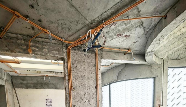 月光流域现代简约别墅装修实景工地